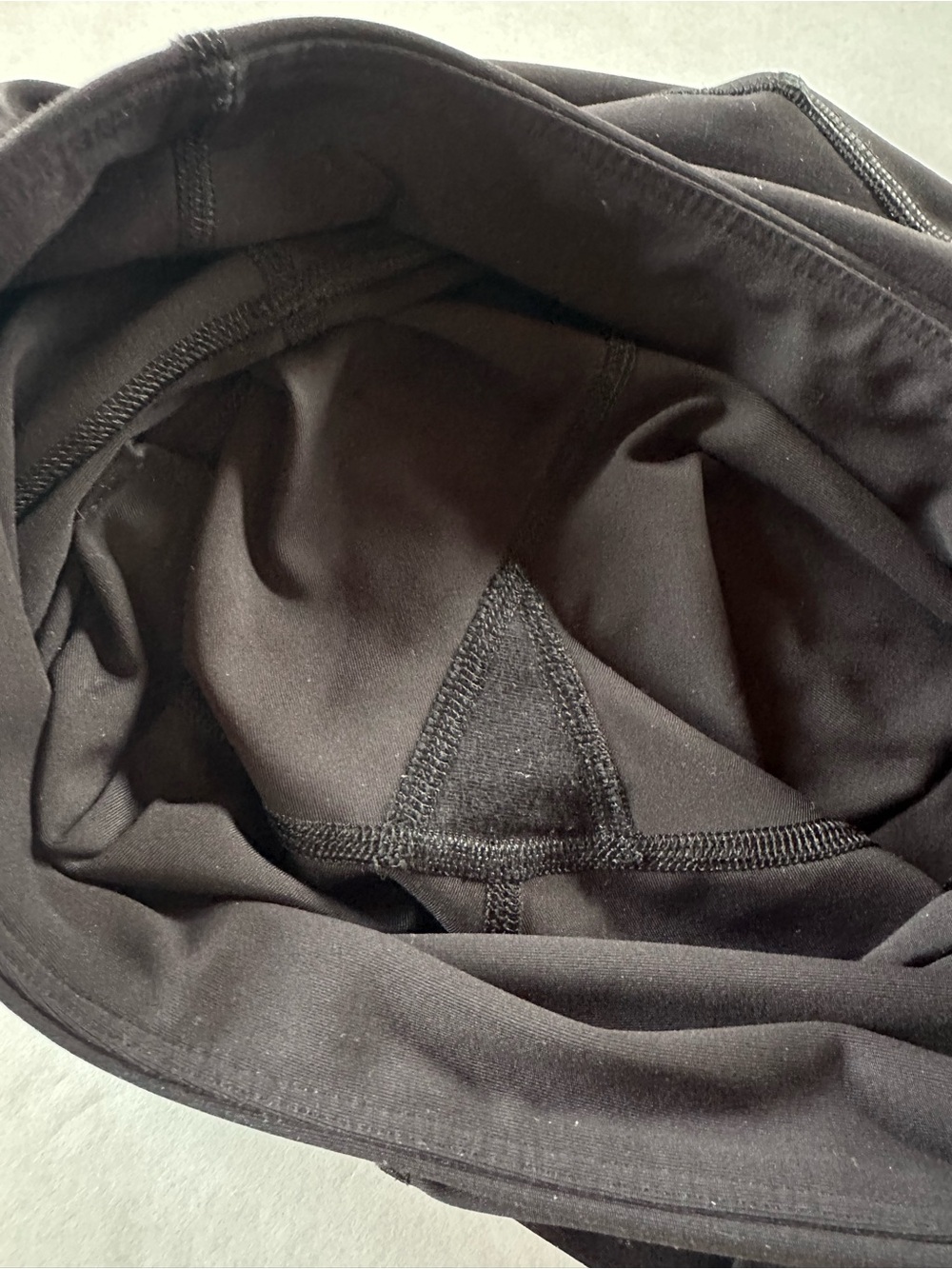 Old Navy 6” Mid Waist Women's Bike Shorts - Black and Olive Set - Picture 13 of 16